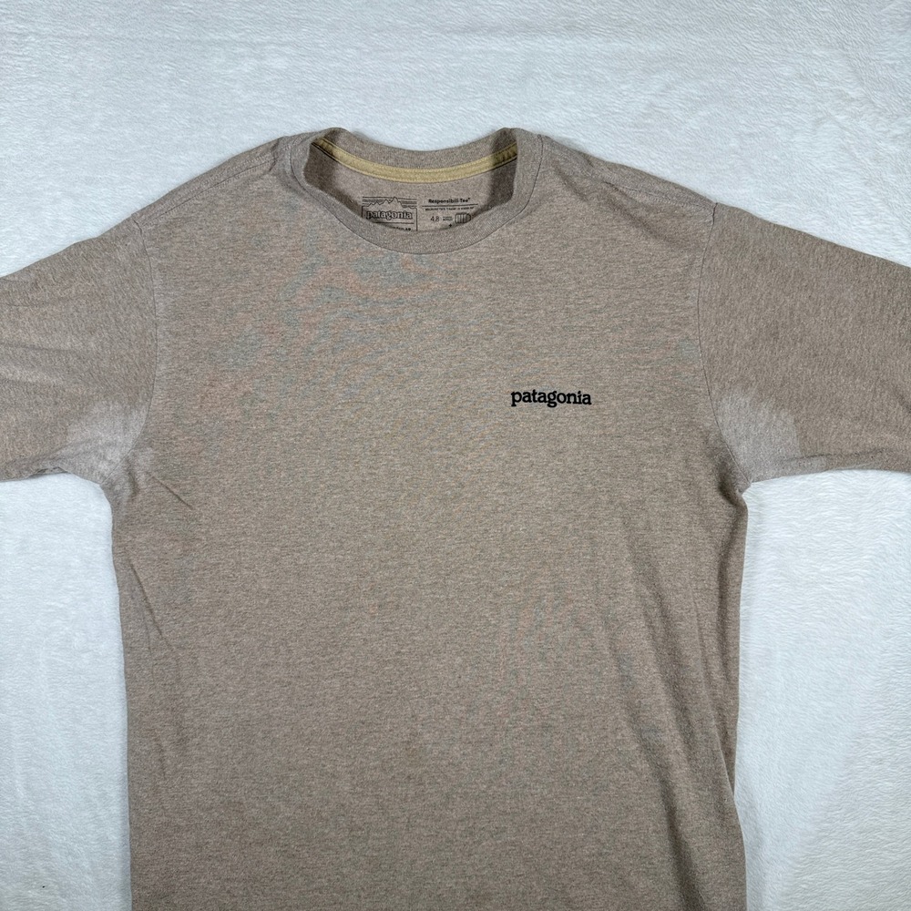 Patagonia Responsibili Tee T Shirt Mens Small Regular Fit Tan Short Sleeve - Picture 3 of 7